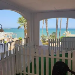  Сasa de vacaciones Excellent Apartament The Beach